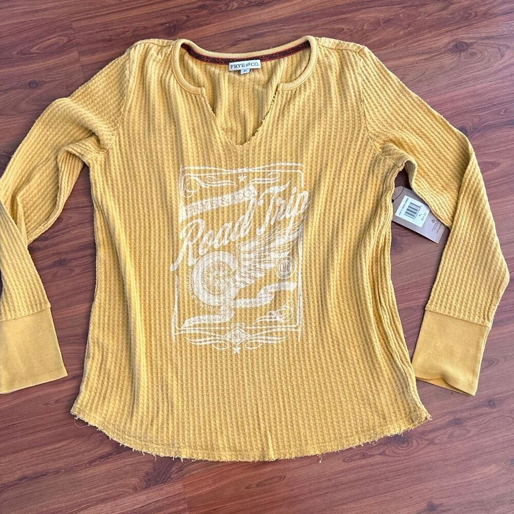 NWT Frye & Co mustard "road trip" graffic waffle long sleeve top size XL